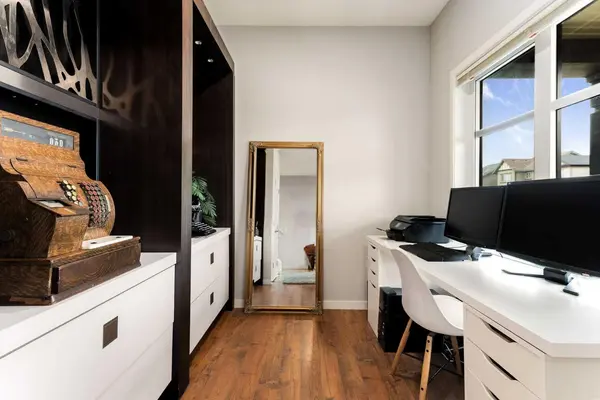 205 Copperpond Parade SE, Calgary, AB T2Z 5B2