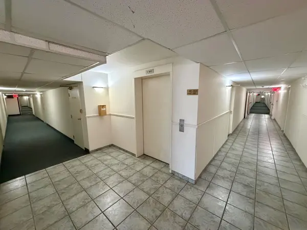 620 Columbia BLVD W #221, Lethbridge, AB T1K 7A8