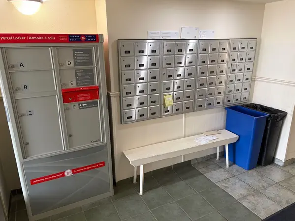 620 Columbia BLVD W #221, Lethbridge, AB T1K 7A8