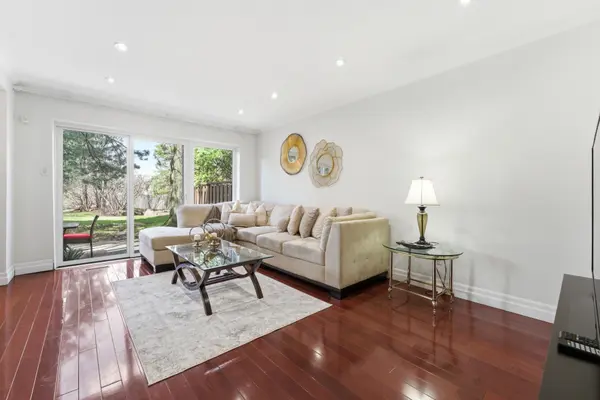 6 Crimson Millway N/A, Toronto C12, ON M2L 1T6