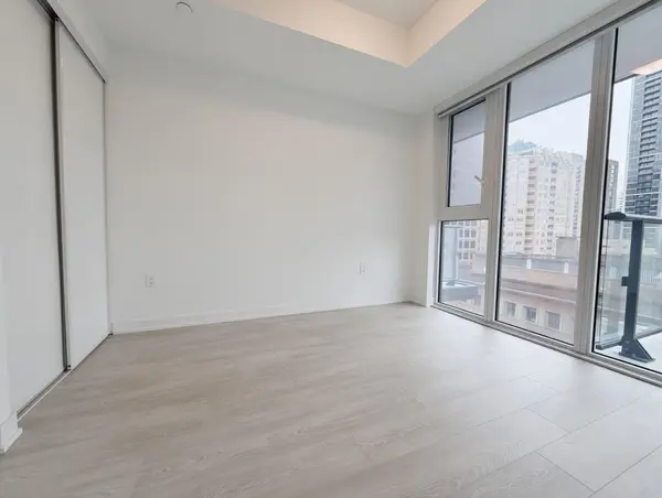 634 Church ST #908, Toronto C08, ON M4Y 2G3