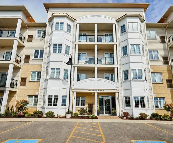 70 Shipway AVE #211, Clarington, ON L1B 0V7