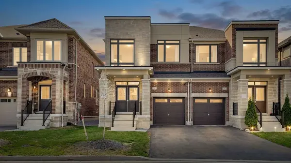 10 Hinkson ST, Whitby, ON L1P 1Y2