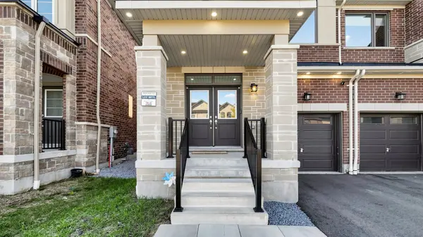 10 Hinkson ST, Whitby, ON L1P 1Y2