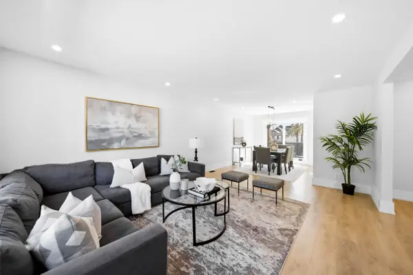 41 Camlaren CRES, Vaughan, ON L0J 1C0