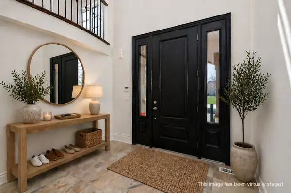 257 Hanover ST, Oakville, ON L6K 0H3