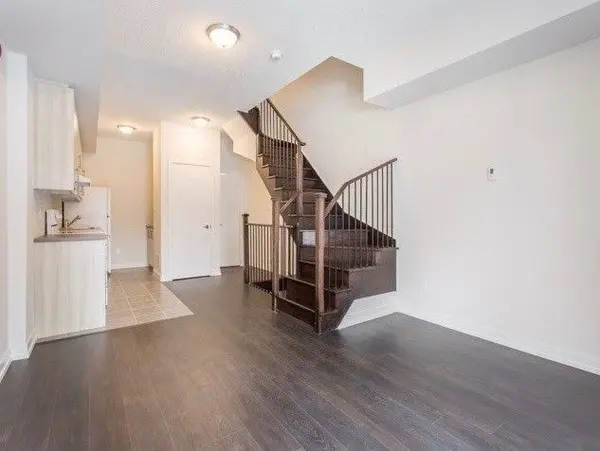 2059 Weston RD #38, Toronto W04, ON M9N 1X7