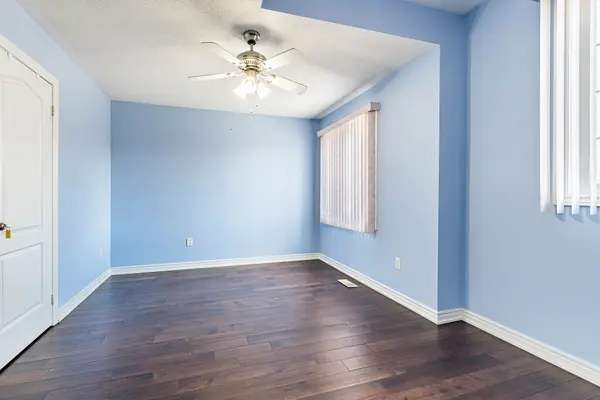 62 Long Meadow RD #Upper Portion, Brampton, ON L6P 1Z9