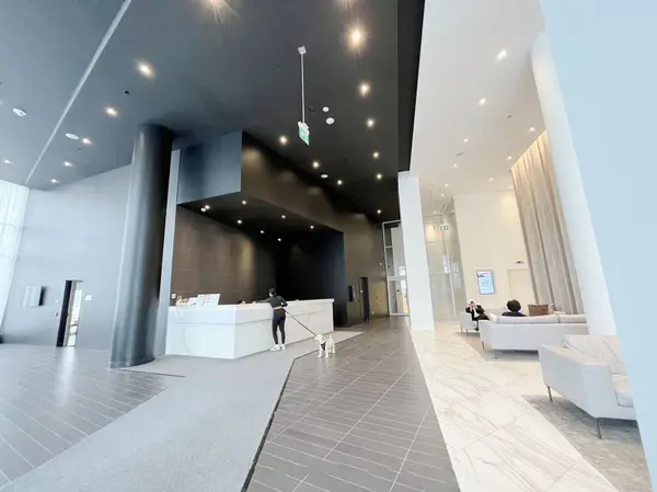 3900 Confederation Pkwy E #4705, Mississauga, ON L5B 0M3