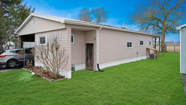 9 Dove RD, Brockton, ON N0G 2V0