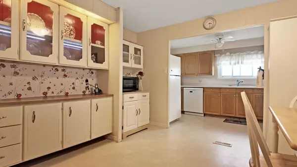 9 Dove RD, Brockton, ON N0G 2V0