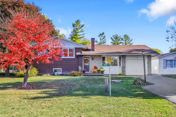 114 Kedey St ST, Carp - Dunrobin - Huntley - Fitzroy And Area, ON K0A 1X0