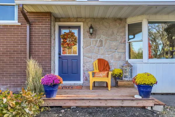 114 Kedey St ST, Carp - Dunrobin - Huntley - Fitzroy And Area, ON K0A 1X0