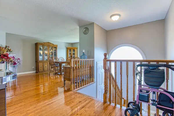 15 Las RD, West Lincoln, ON L0R 2A0