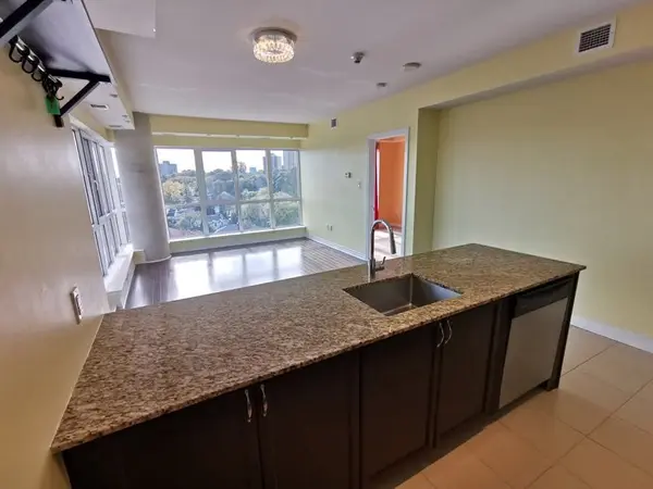 90 LANDRY ST #809, Vanier And Kingsview Park, ON K1L 0A9