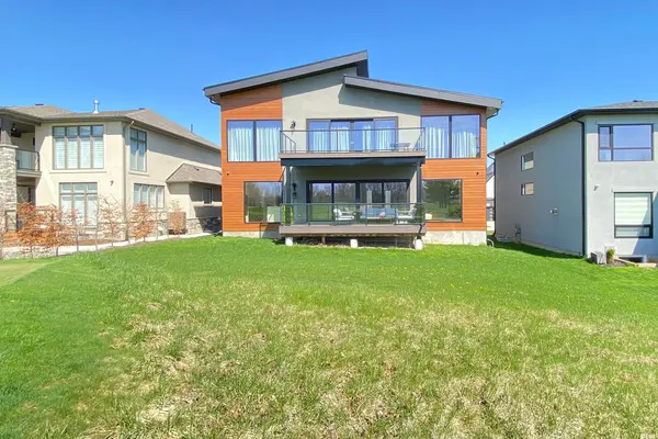 53 EDWIN DR, London South, ON N6C 2S9