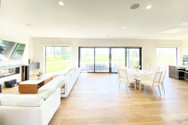 53 EDWIN DR, London South, ON N6C 2S9