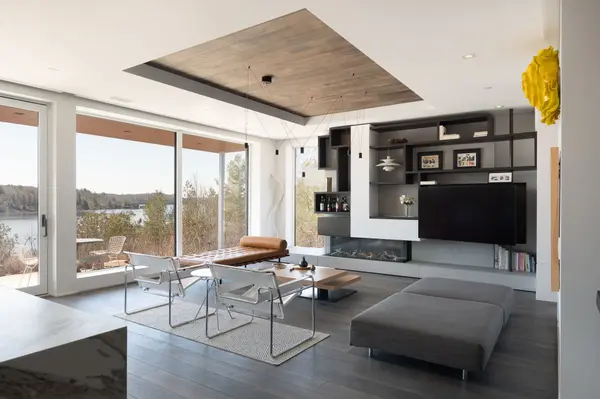 727 Grandview DR #101, Huntsville, ON P1H 2J5