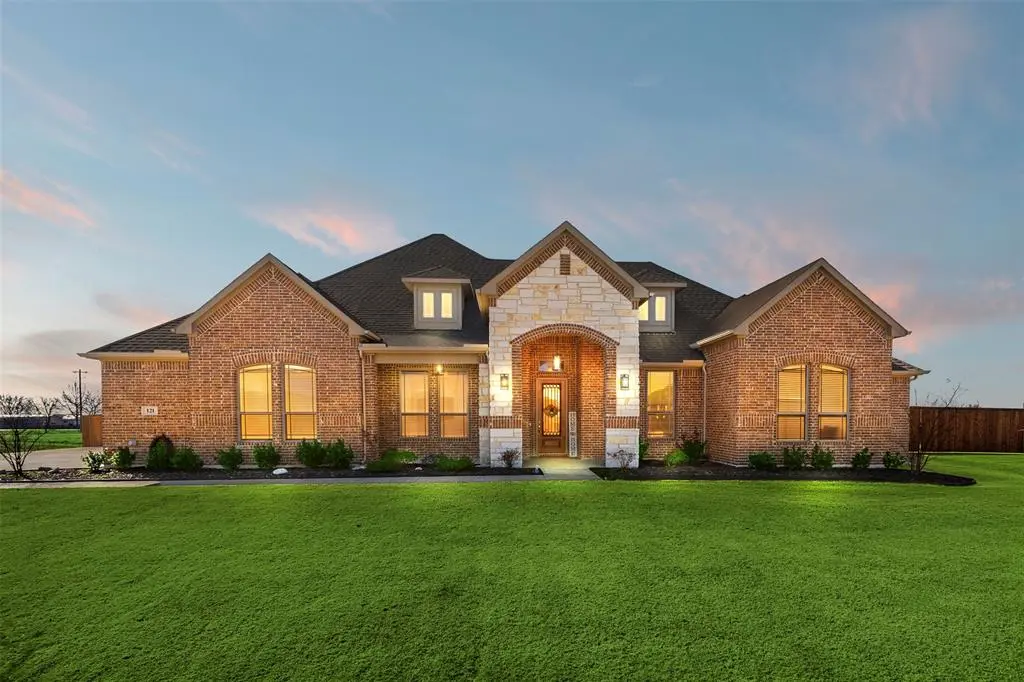 121 Muscogee Drive, Waxahachie, TX 75165