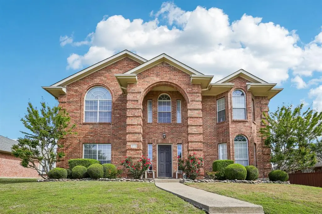 3723 Trailridge Drive, Sachse, TX 75048