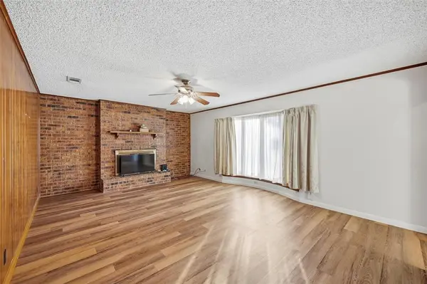 820 Layne Drive, Denison, TX 75020