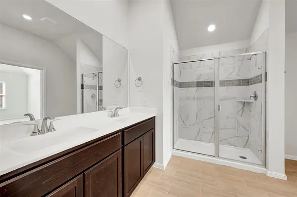 764 Grand Dale Drive, Lavon, TX 75166