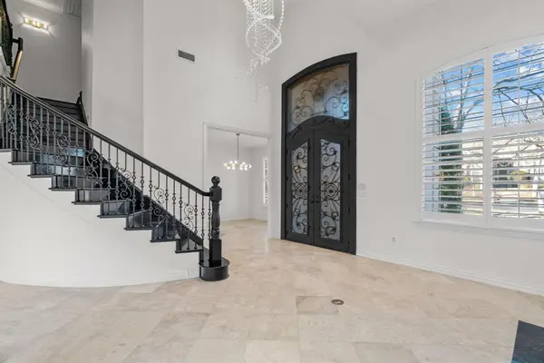 44 Wellington Oaks Circle, Denton, TX 76210