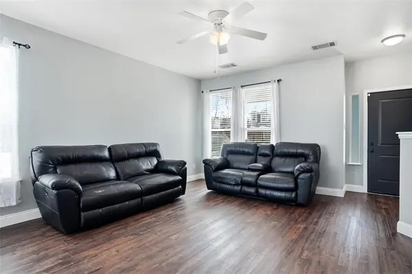 10333 Franklin Drive, Providence Village, TX 76227