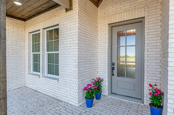 1474 VZ County Road 3502, Wills Point, TX 75169