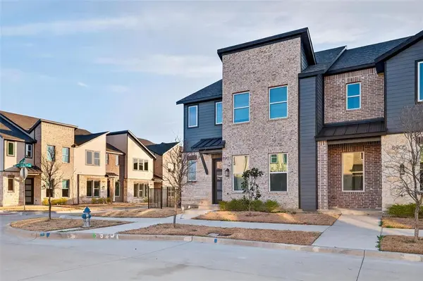 8901 Lowell Street, Rowlett, TX 75089