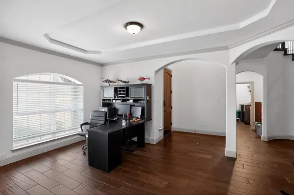 6500 Belhaven Drive, Fort Worth, TX 76123