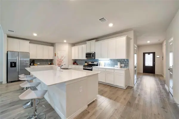 10332 Fall Brook Drive, Aubrey, TX 76227