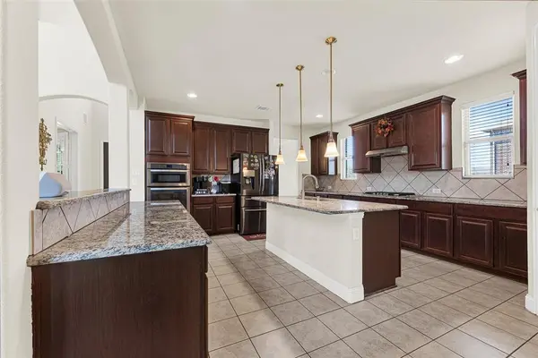 254 Benwick Drive, Sunnyvale, TX 75182