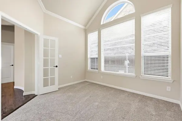 6800 Edwards Road, Denton, TX 76208