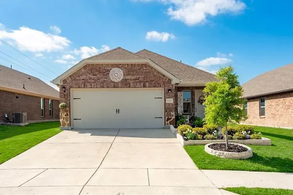 608 Daybreak Lane, Lavon, TX 75166