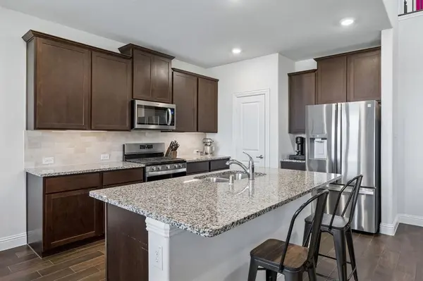 4104 Waldron Trail, Forney, TX 75126