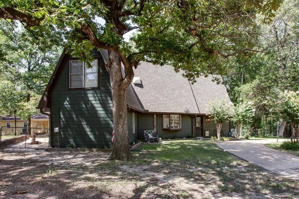 137 Oak Haven Drive, Gun Barrel City, TX 75156