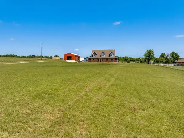 760 County Road 4380, Decatur, TX 76234