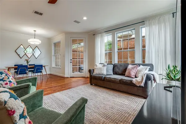 5620 Belmont Avenue #8, Dallas, TX 75206