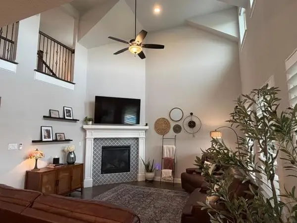 9801 Wexley Way, Fort Worth, TX 76131