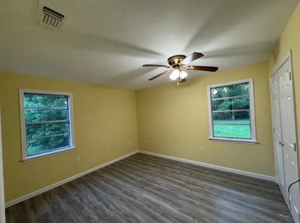 712 NE 5th Street, Springhill, LA 71075