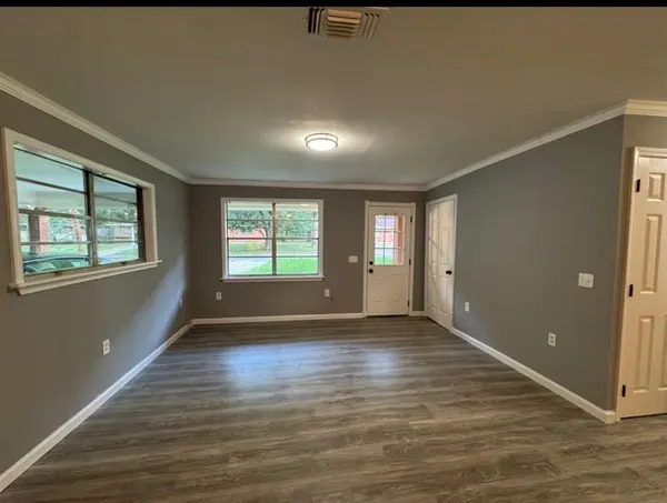 712 NE 5th Street, Springhill, LA 71075