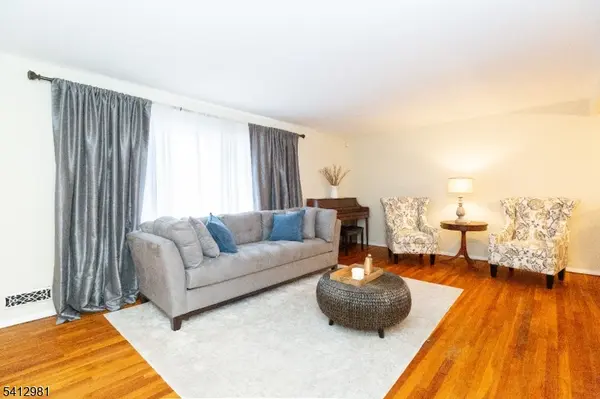 930 Cushing Pl, Plainfield City, NJ 07062