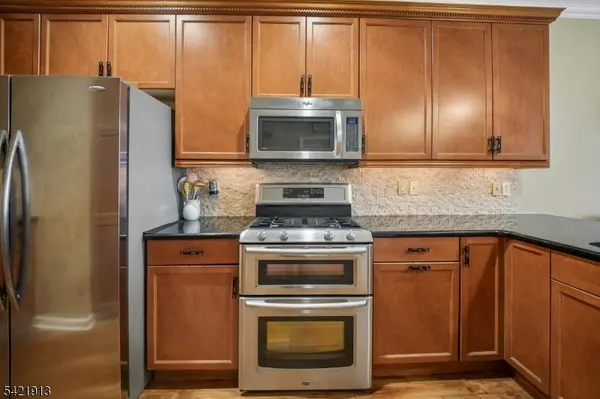 1403 Pointe Gate Dr #1403, Livingston Twp., NJ 07039