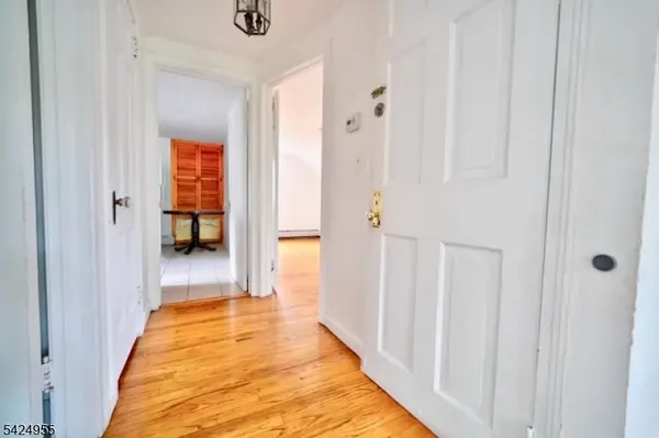 382 High Mountain Rd, North Haledon Boro, NJ 07508