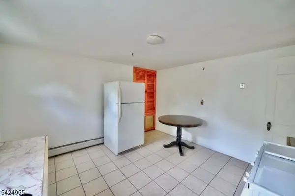 382 High Mountain Rd, North Haledon Boro, NJ 07508