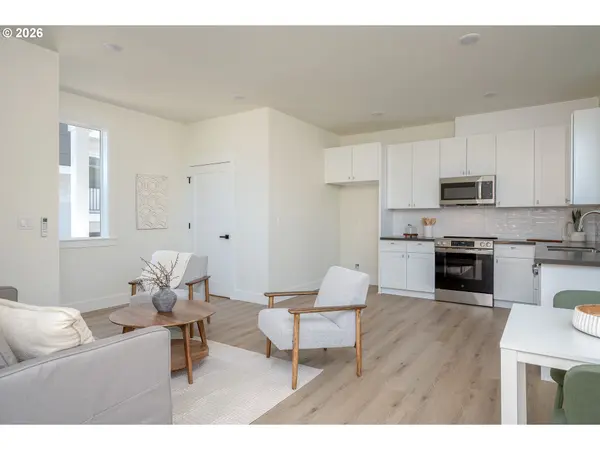 101 NE 78th AVE, Portland, OR 97213