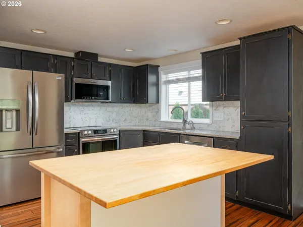 808 NW 14TH AVE, Battle Ground, WA 98604