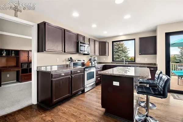 8985 Chetwood DR, Colorado Springs, CO 80920