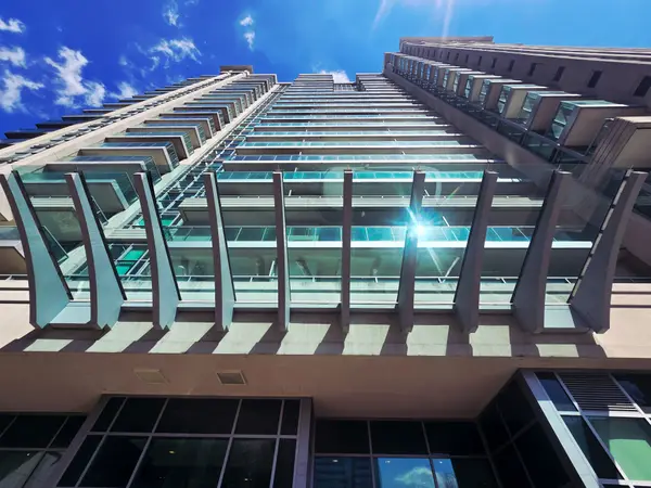 17 Anndale DR #1007, Toronto C14, ON M2N 2W7